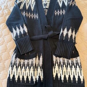 Kinross Black and Cream Wool/Cashmere Blend Belted Cardigan